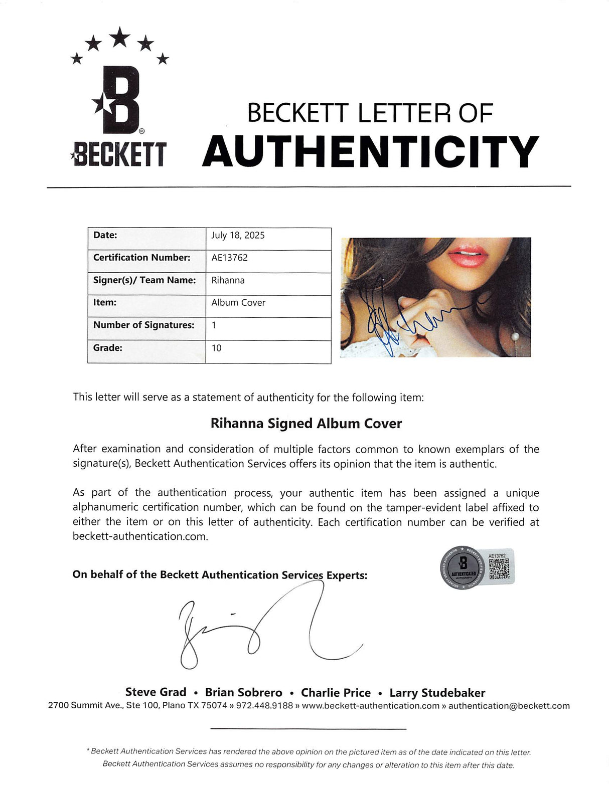 Rihanna Signed A Girl Like Me Album Cover W/ Vinyl Auto 10! BAS LOA #AE13762