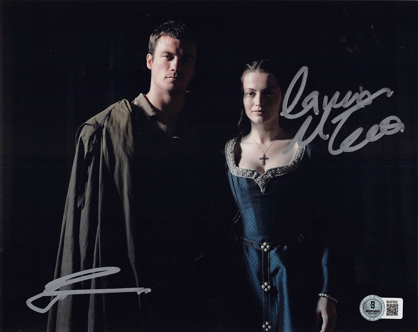 Jack Patten & Lauren McQueen Robin Hood Authentic Signed 8x10 Photo BAS #BU87802