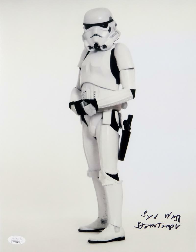 Syd Wragg Autographed Sideways Full Body 11x14 Photo w/ Insc - JSA Auth *Black