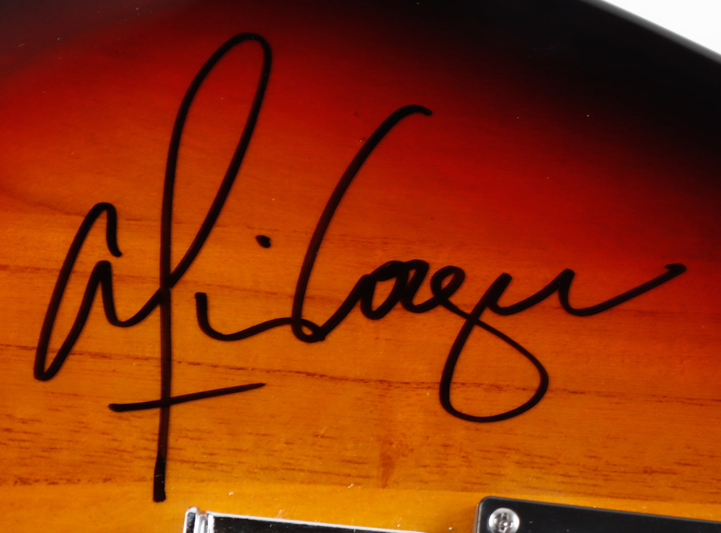 Sunburst Tobacco Alice Cooper Signed Full-Size Electric Guitar (Beckett)