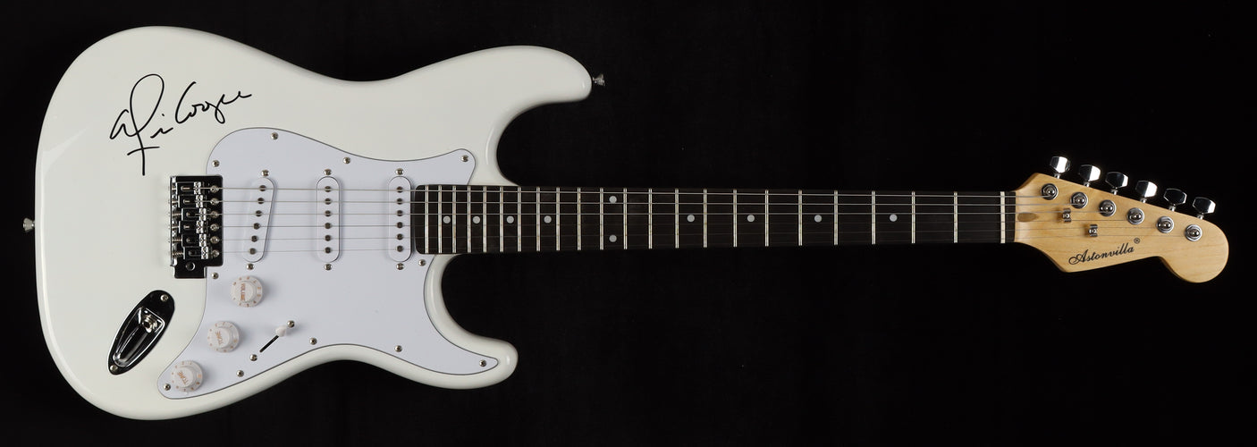 Glossy White Alice Cooper Signed Full-Size Electric Guitar (Beckett)