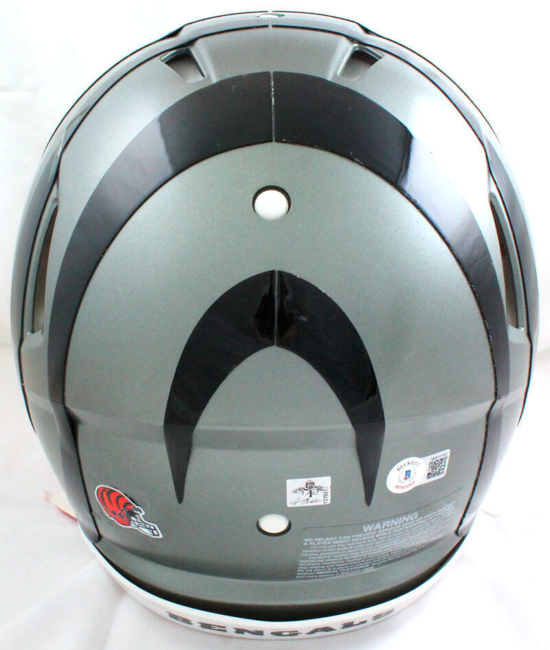 Ja'Marr Chase Signed Bengals Flash F/S Speed Authentic Helmet -Beckett W Holo