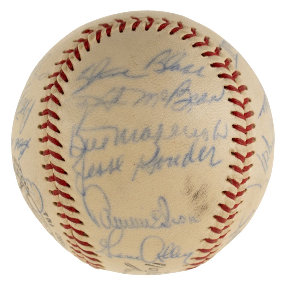 Roberto Clemente Signed 1966 Pirates Team Signed NL Baseball PSA/DNA LOA