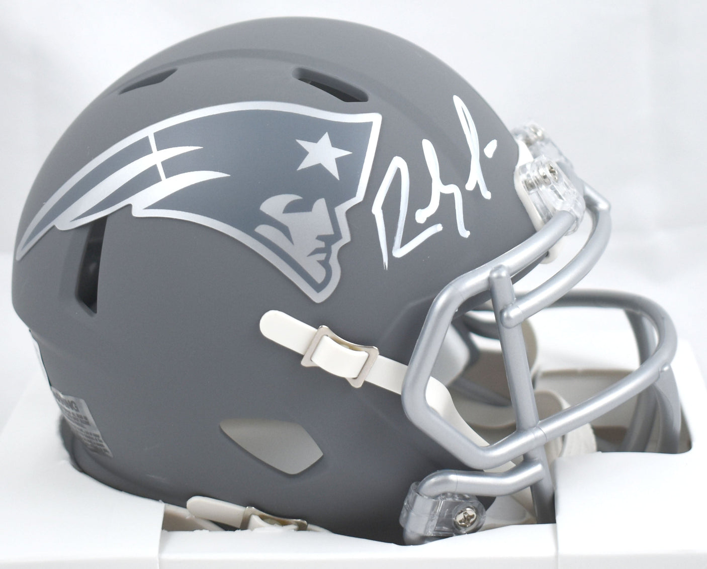 Randy Moss Autographed New England Patriots Slate Speed Mini Helmet- Beckett W Hologram *White