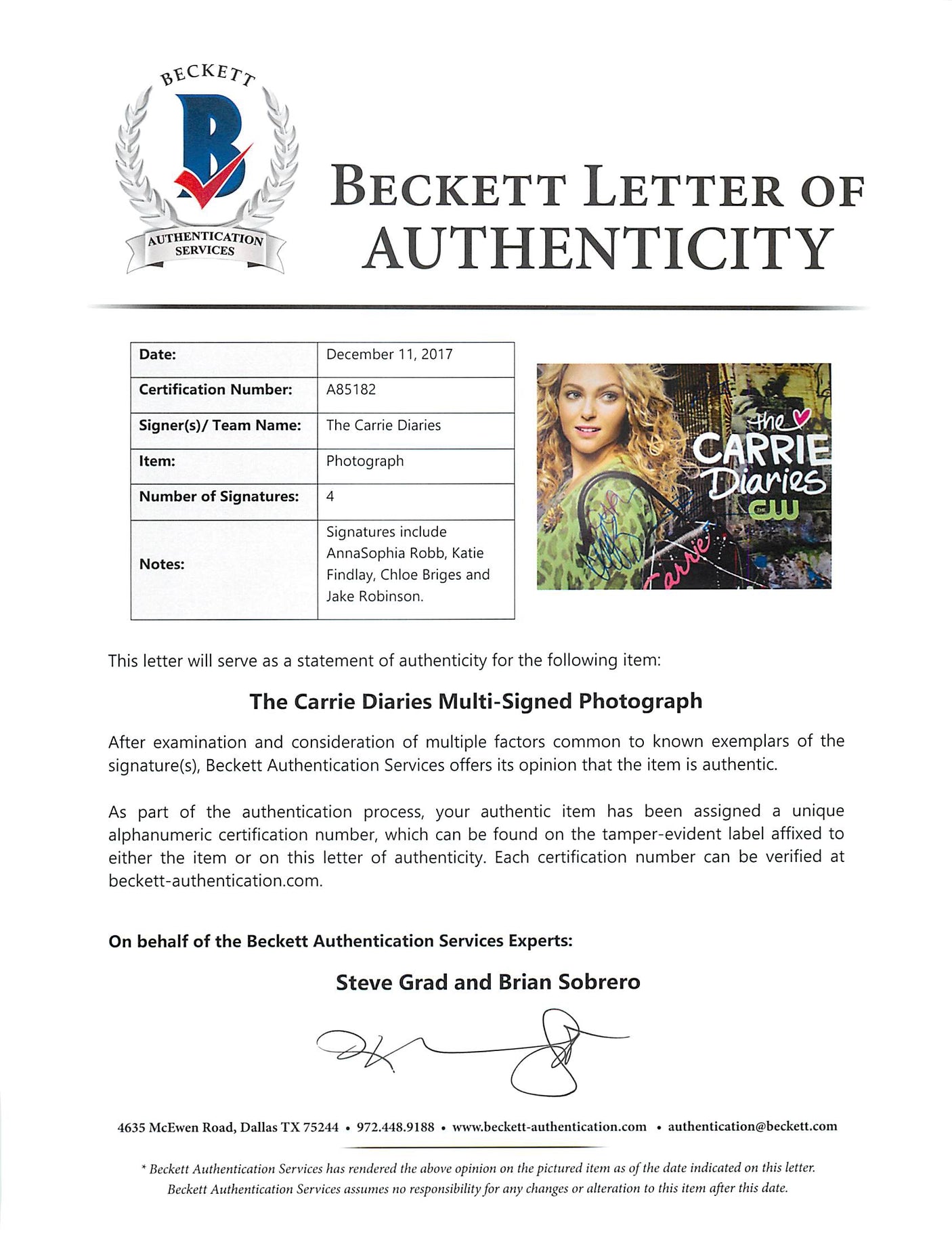 The Carrie Diaries (Robb, Findlay +2) Authentic Signed 11x14 Photo BAS #A85182