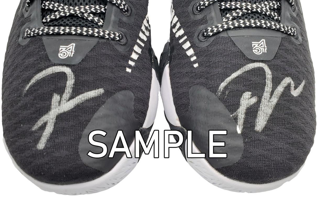 Giannis Antetokounmpo Autographed Black Nike Immortality Shoes Milwaukee Bucks Size 16 Pair Beckett BAS QR Stock #197434