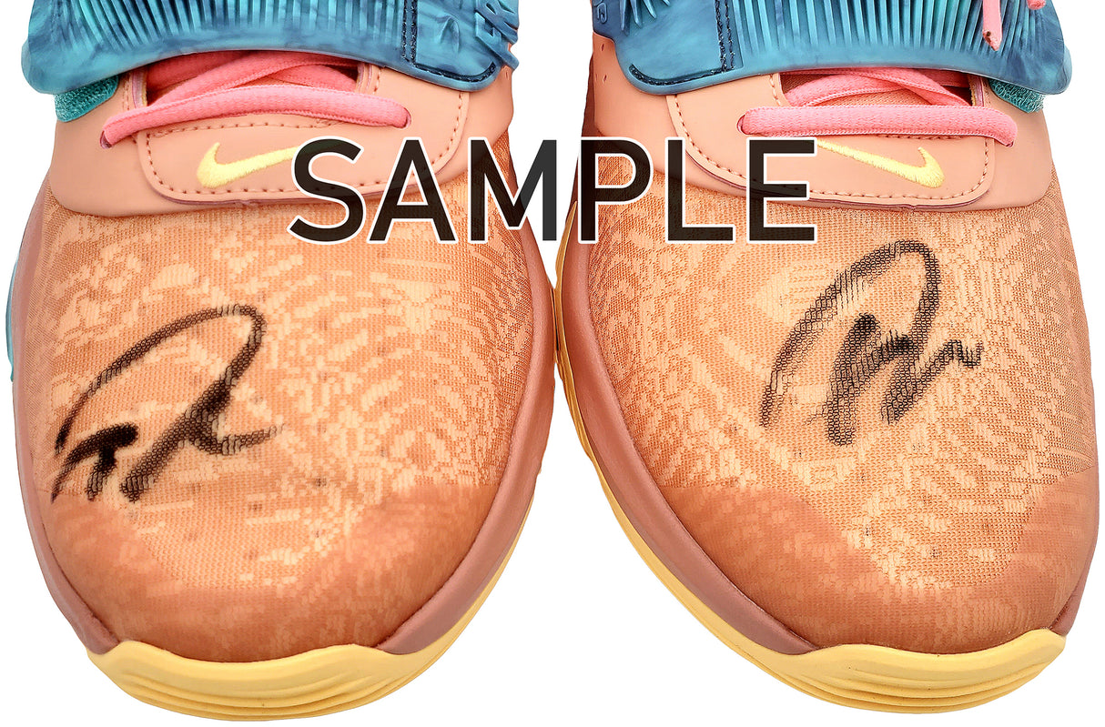 Giannis Antetokounmpo Autographed Crimson Nike Zoom Freak Shoes Bucks Size 16 Pair Beckett BAS QR Stock #197440