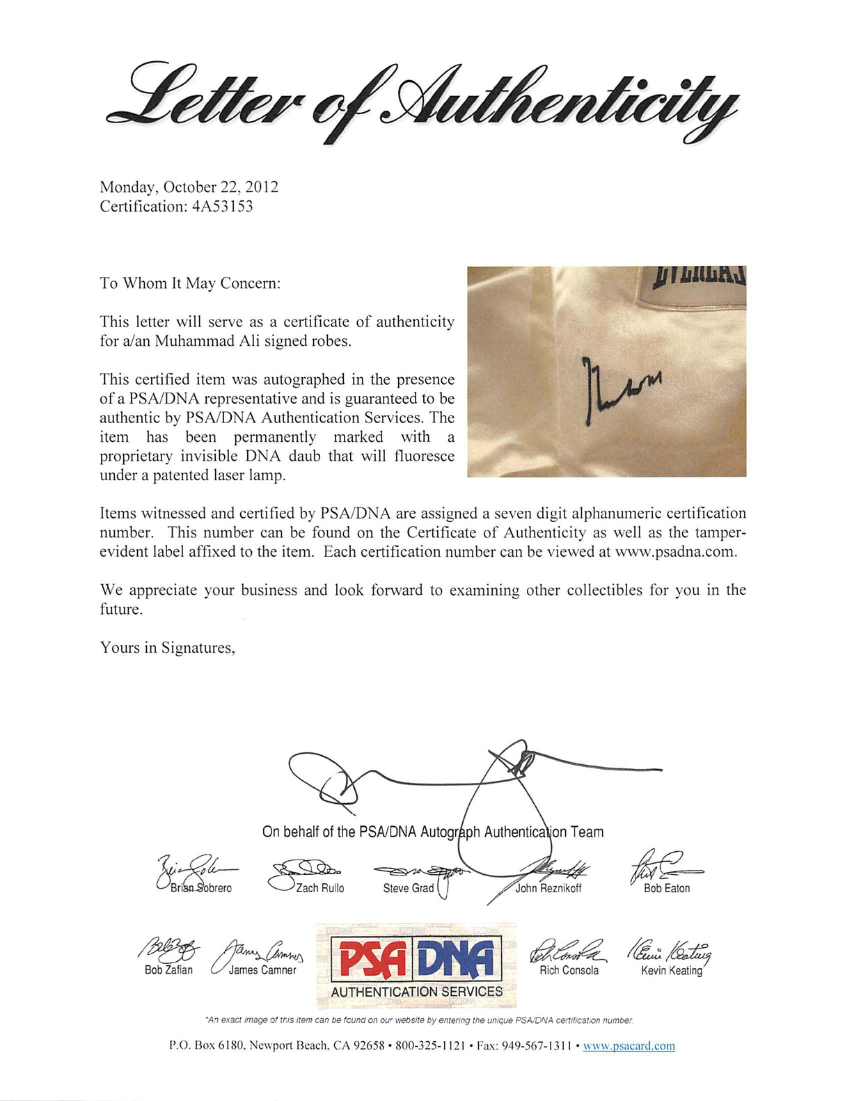 Muhammad Ali Authentic Signed White Everlast Robe PSA/DNA Itp #4A53153