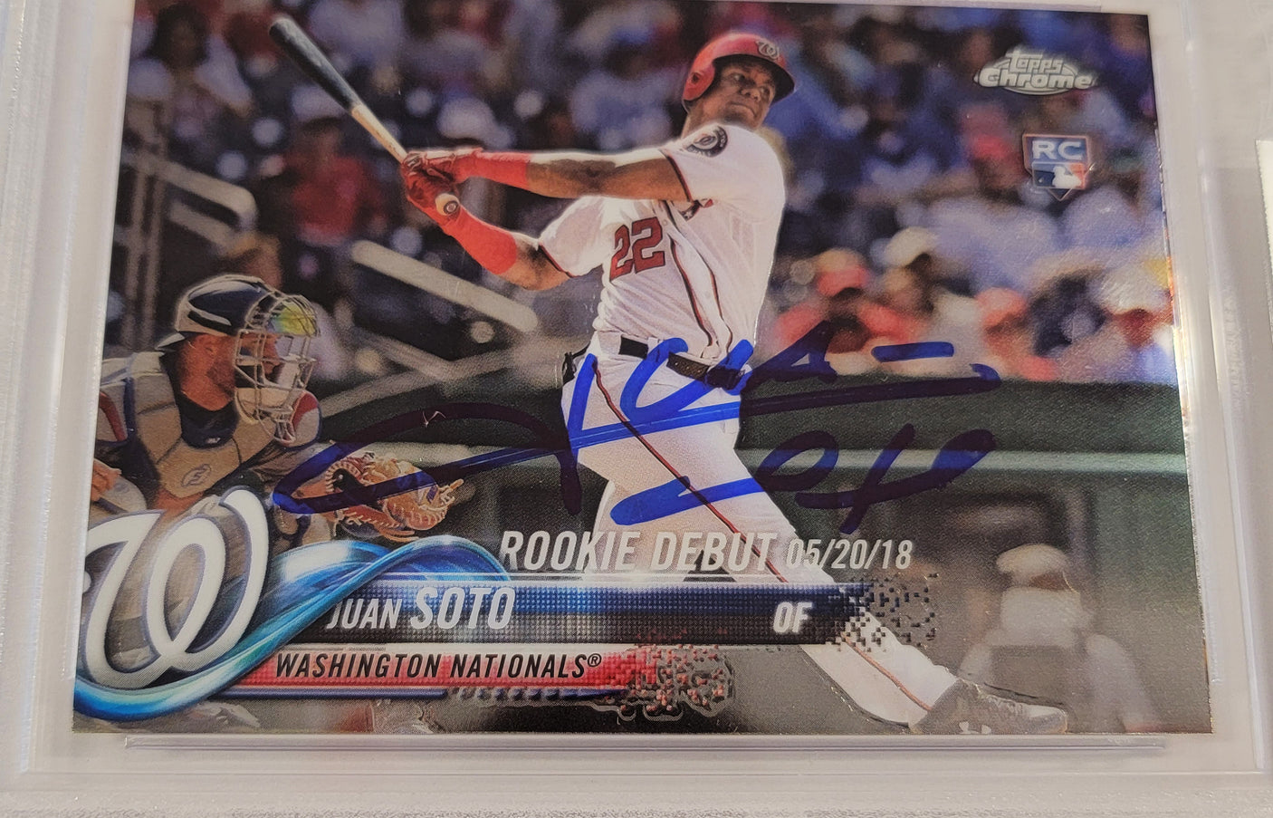 Juan Soto Autographed 2018 Topps Chrome Update Rookie Card #HMT98 New York Mets Beckett BAS #14231635