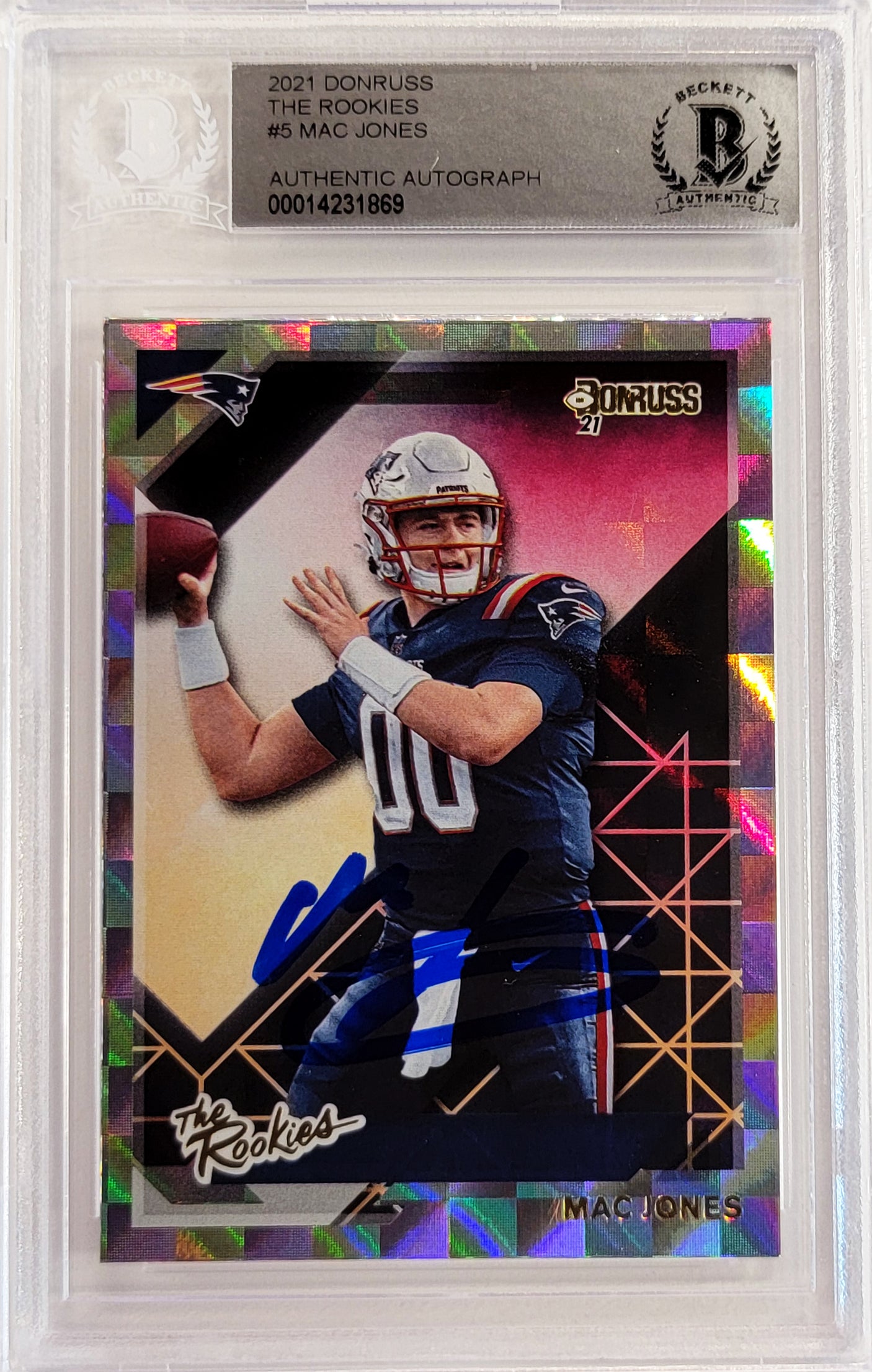 Mac Jones Autographed 2021 Panini Donruss The Rookies Rookie Card #TR-MJO New England Patriots Beckett BAS Stock #206638