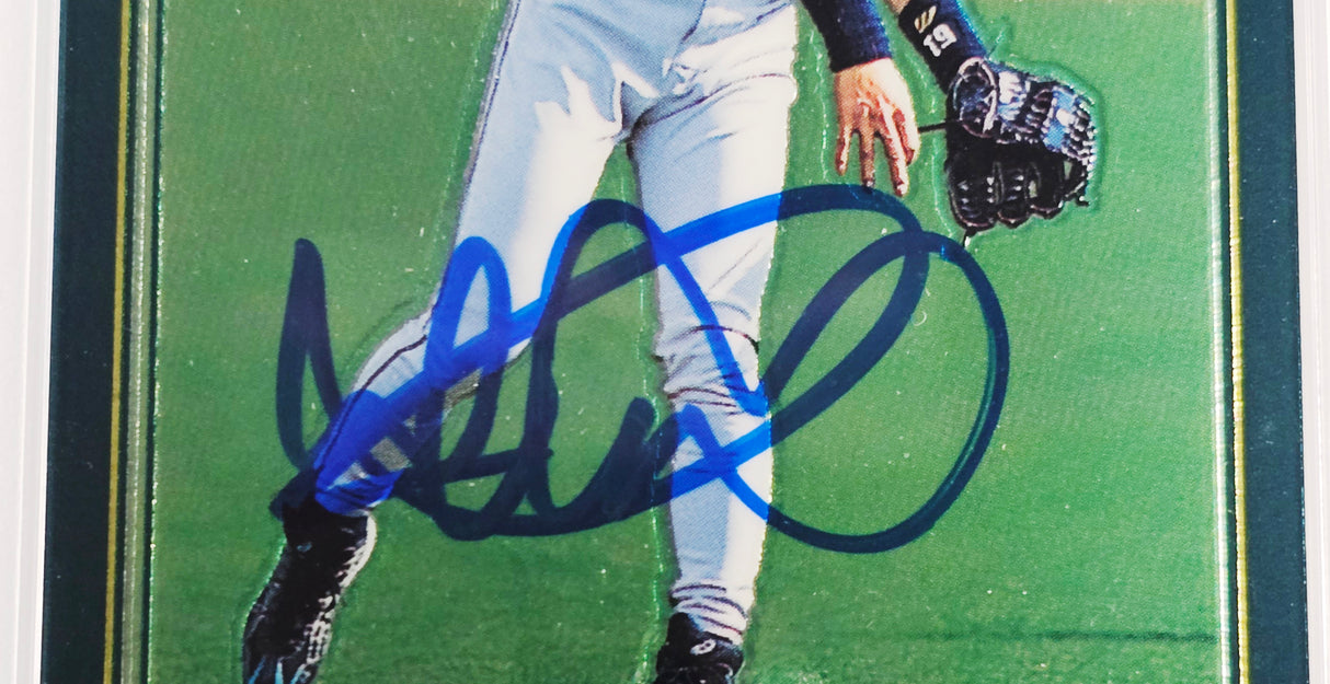 Ichiro Suzuki Autographed 2001 Topps Chrome Traded Rookie Card #T266 Seattle Mariners PSA/DNA #61265879