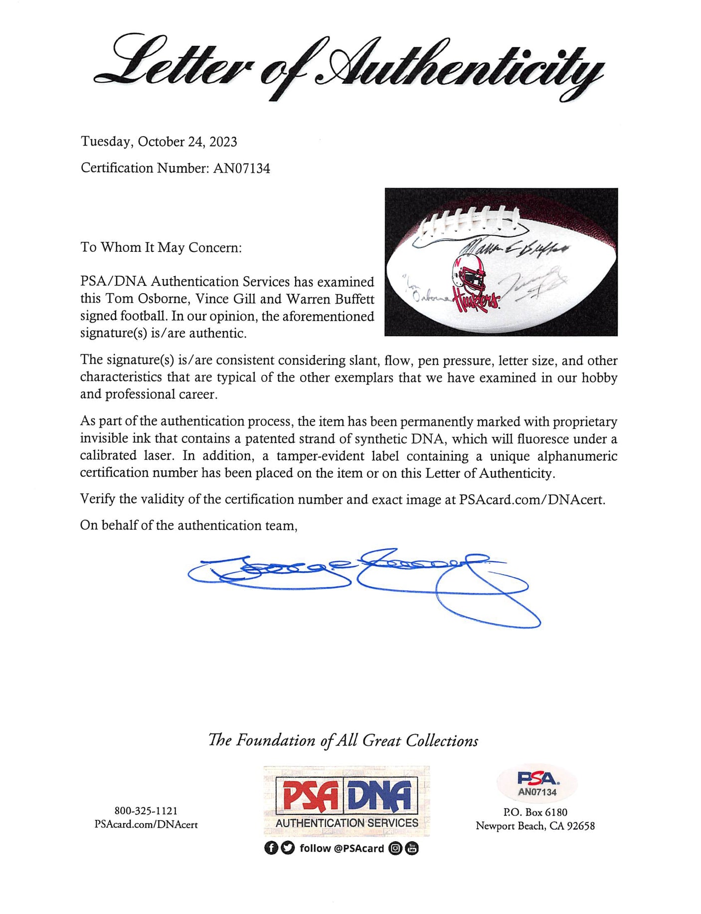 Warren Buffett, Tom Osborne & VInce Gill Signed White Panel Logo Football PSA