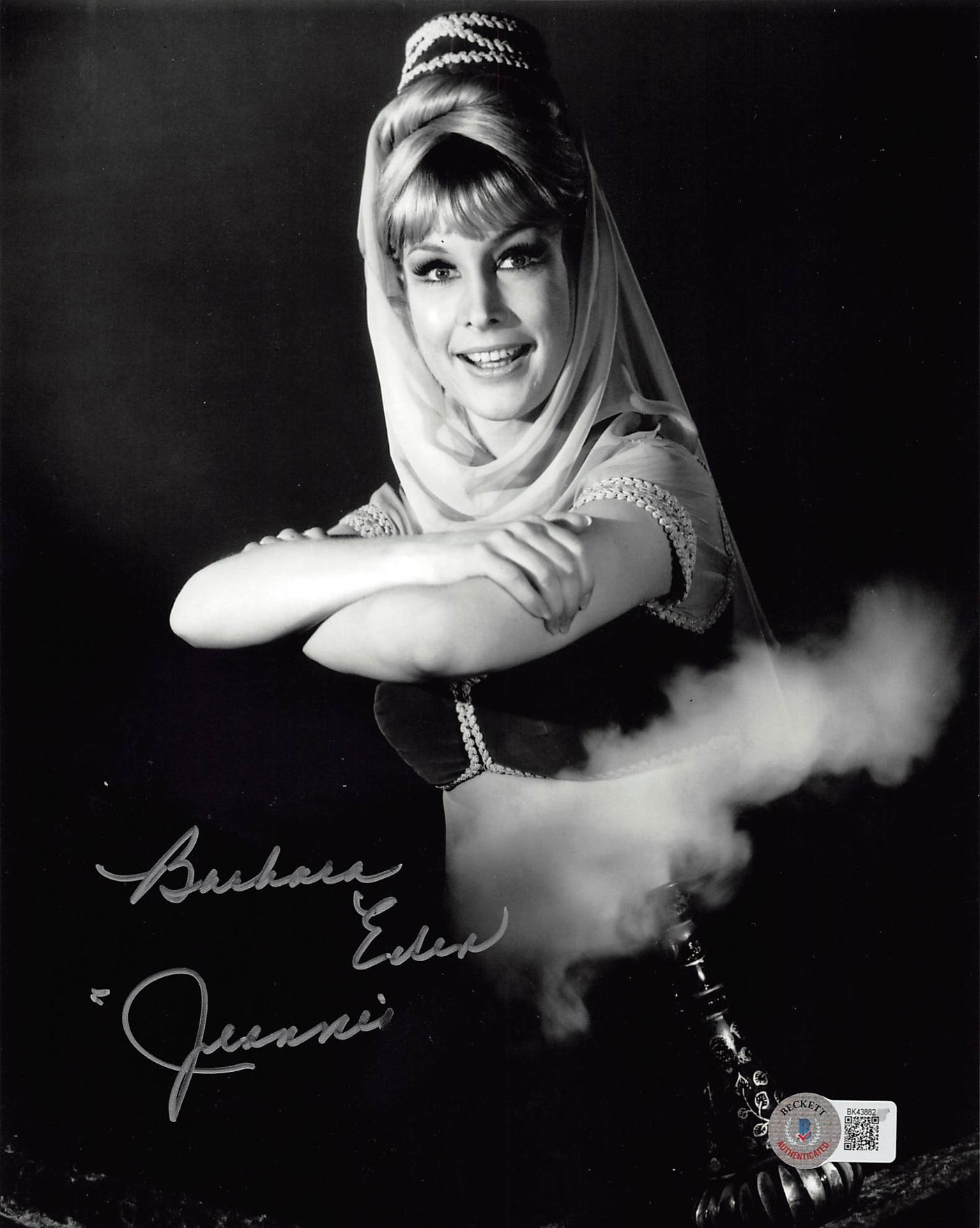 Barbara Eden I Dream of Jeannie "Jeannie" Signed 8x10 Vertical Photo BAS 1