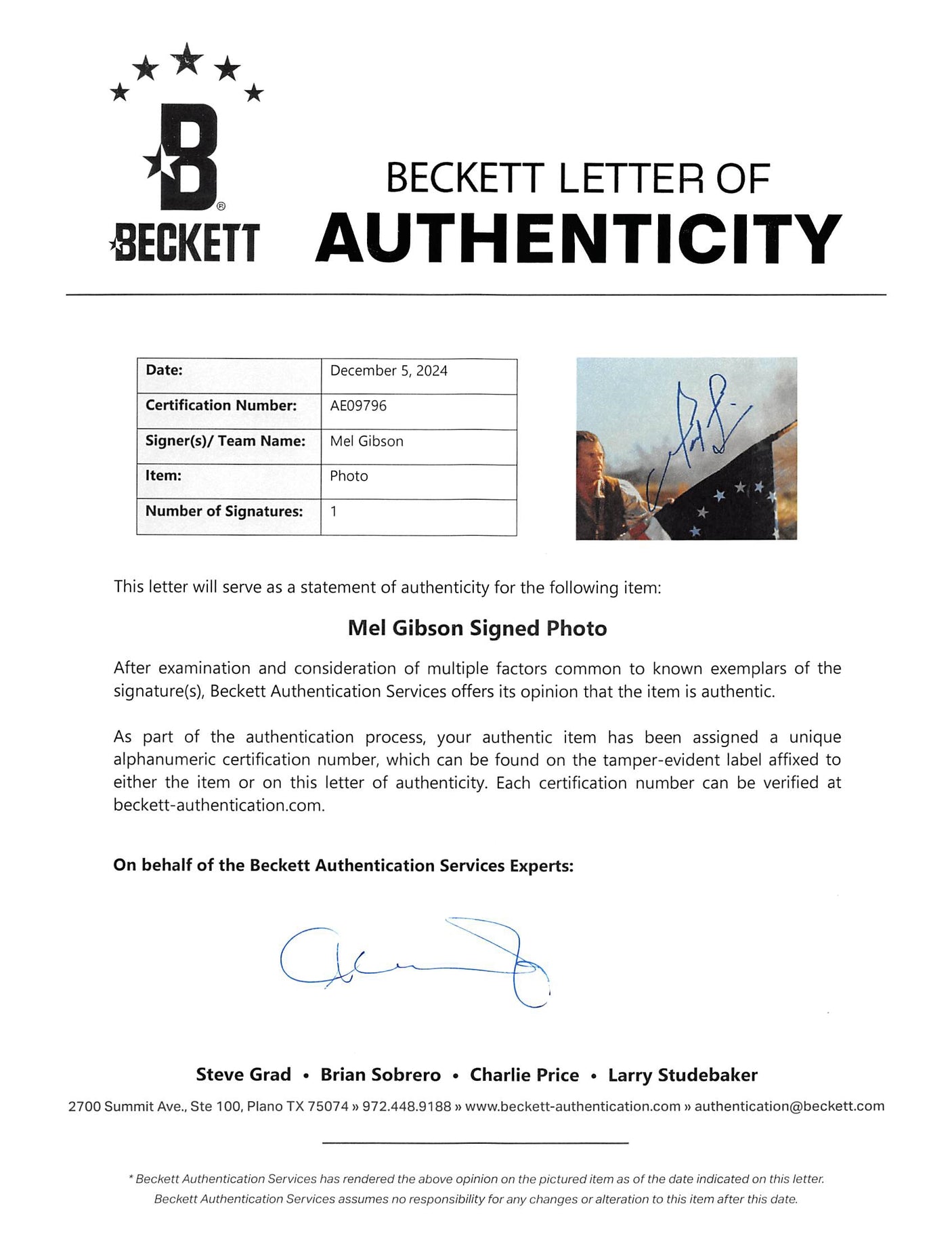 Mel Gibson The Patriot Authentic Signed 16x20 Framed Horizontal Flag Photo BAS 1