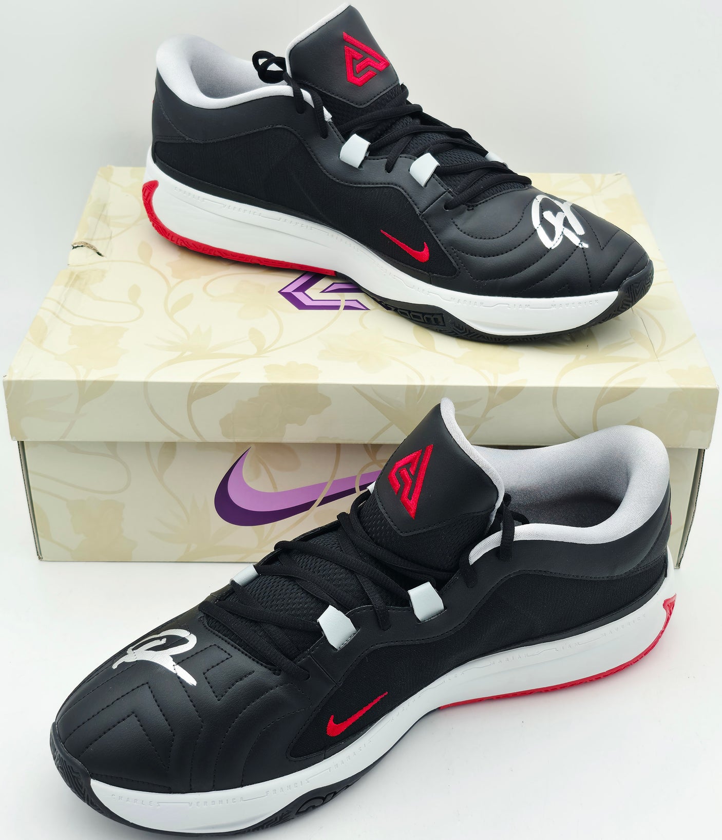Giannis Antetokounmpo Autographed 2023 Player Exclusive (PE) Promo Black & University Red Nike Zoom Freak 5 Shoes Milwaukee Bucks Size 17 Beckett BAS Witness Stock #252706