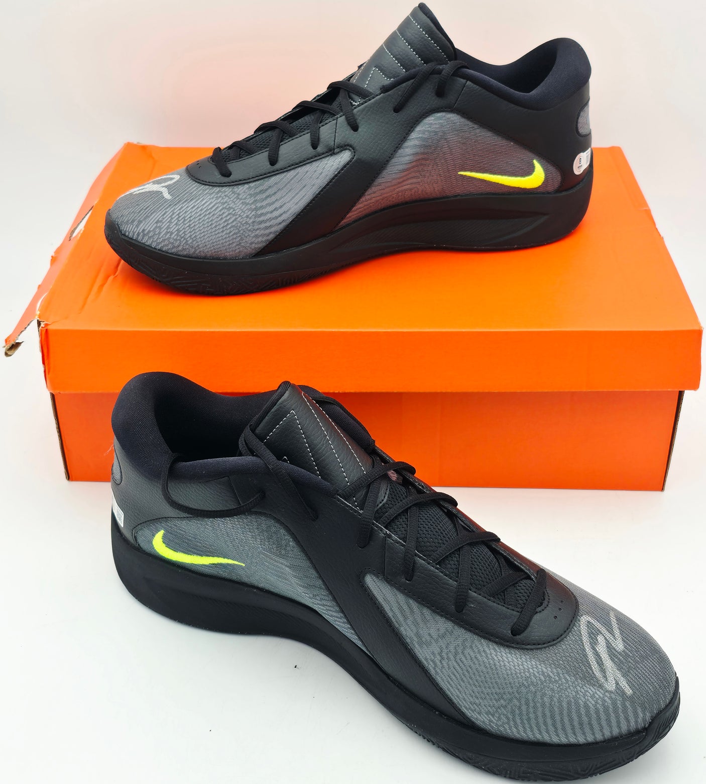 Giannis Antetokounmpo Autographed Black, Cool Grey & Stadium Green Nike Zoom Freak 6 Shoes Milwaukee Bucks Size 17 (With Box) Beckett BAS Witness #3W396369 & #3W396370