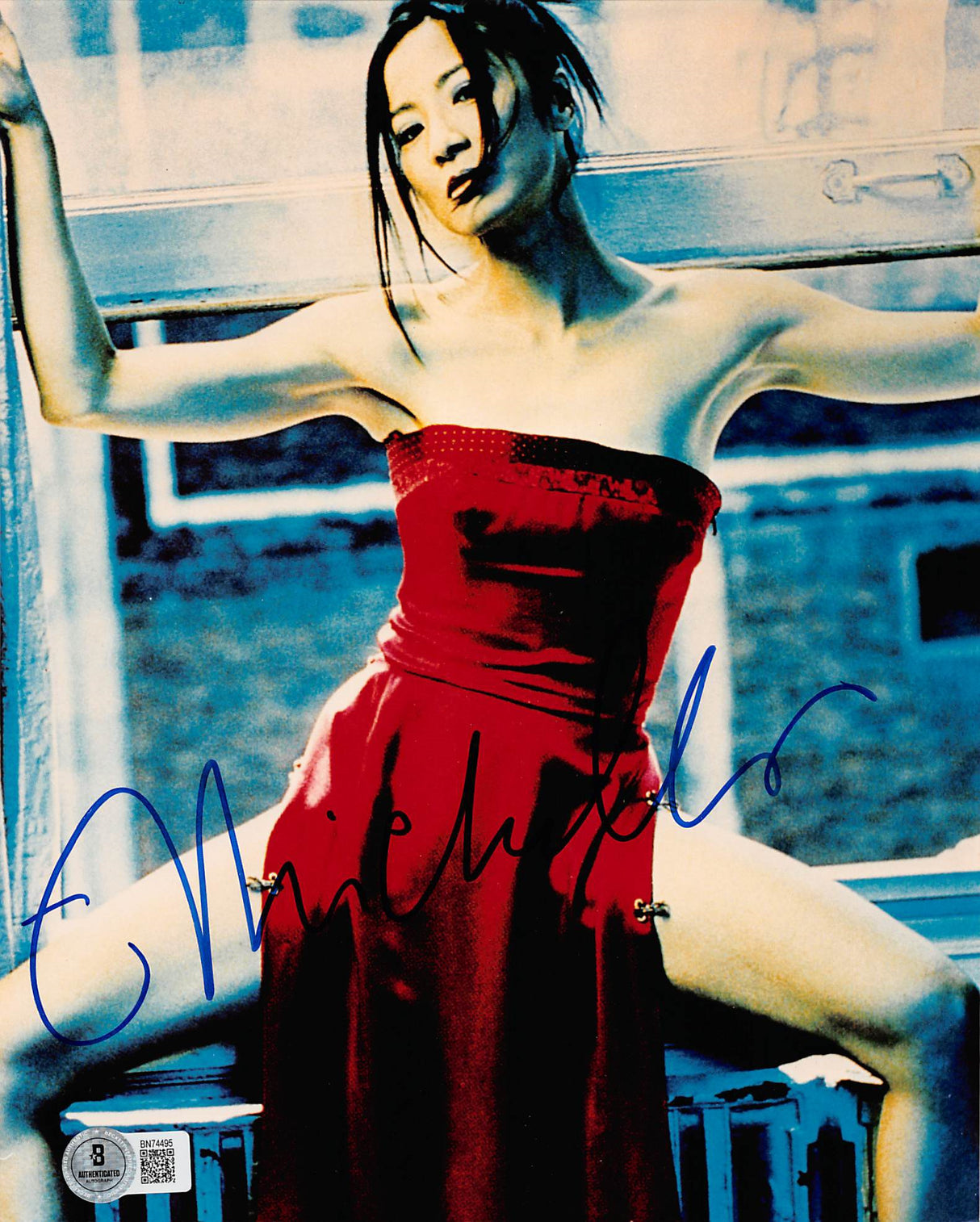 Michelle Yeoh Crazy Rich Asians Authentic Signed 8x10 Sexy Photo BAS #BN74495
