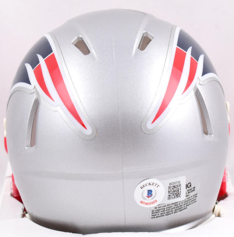 LeGarrette Blount Signed Patriots Speed Mini Helmet w/2x SB Champs-BeckettW Holo