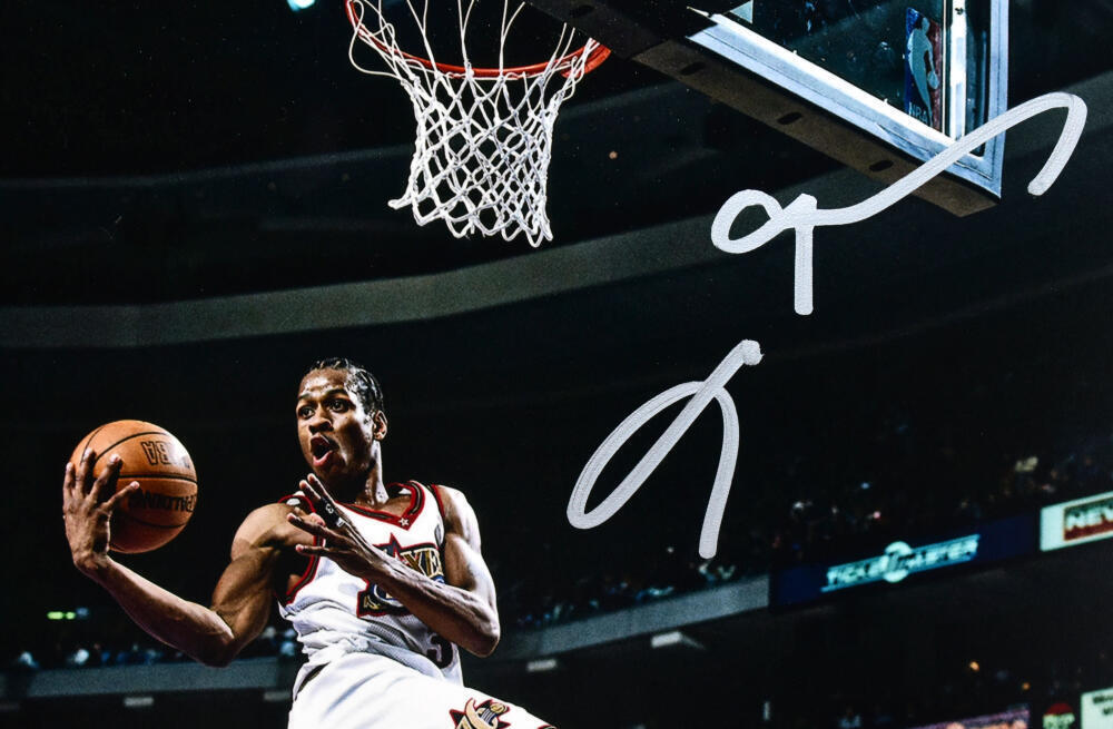 Allen Iverson Autographed Philadelphia 76ers 8x10 Lay Up Photo-Beckett W Holo