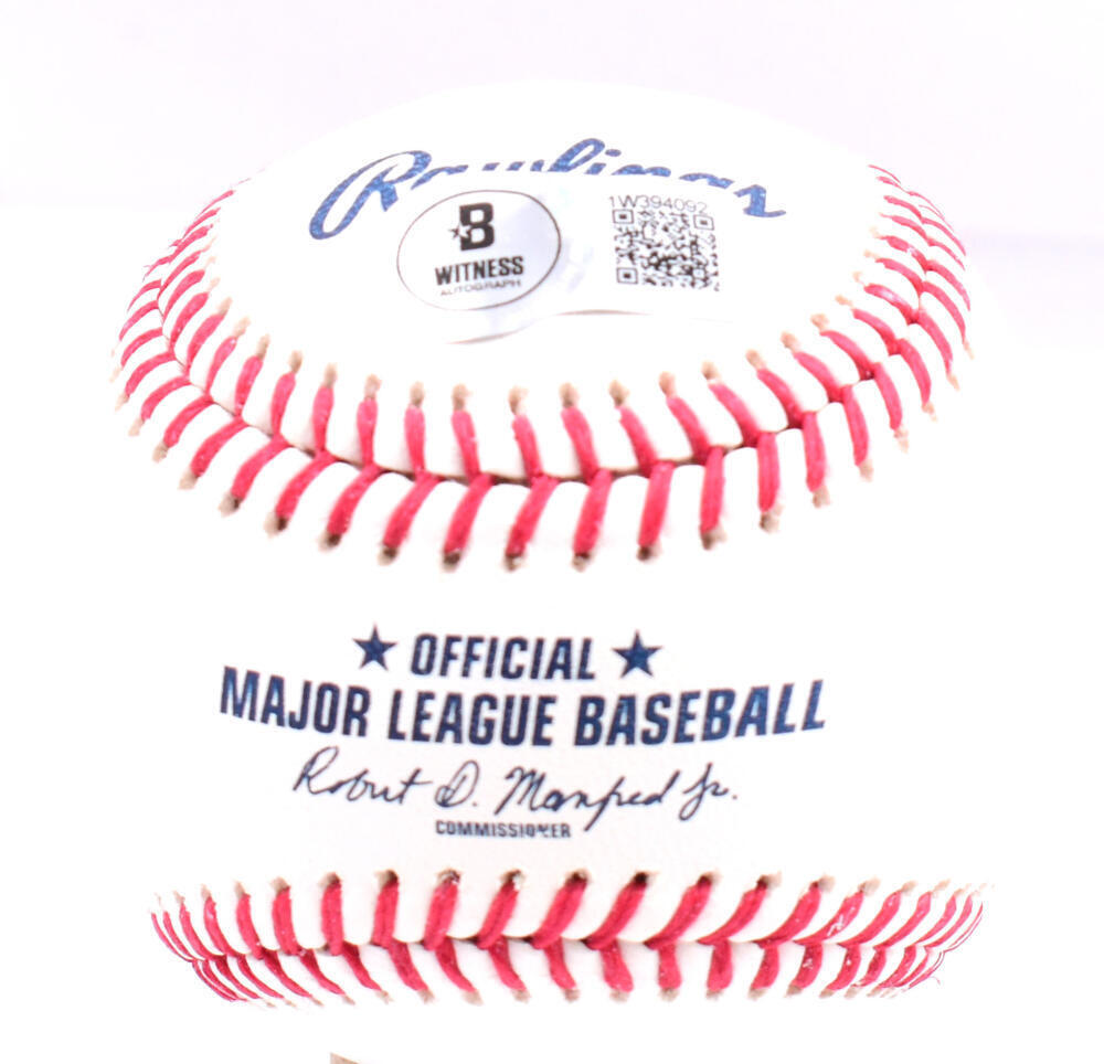 Ron Guidry Autographed OML Baseball - Beckett W Hologram *Blue