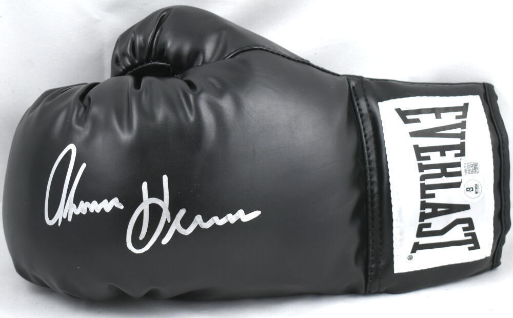 Tommy Hearns Autographed Black Everlast Boxing Glove *Left - Beckett W Hologram