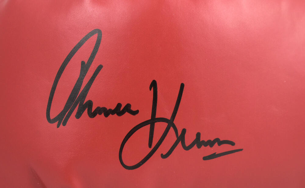 Tommy Hearns Autographed Red Everlast Boxing Glove *Left - Beckett W Hologram