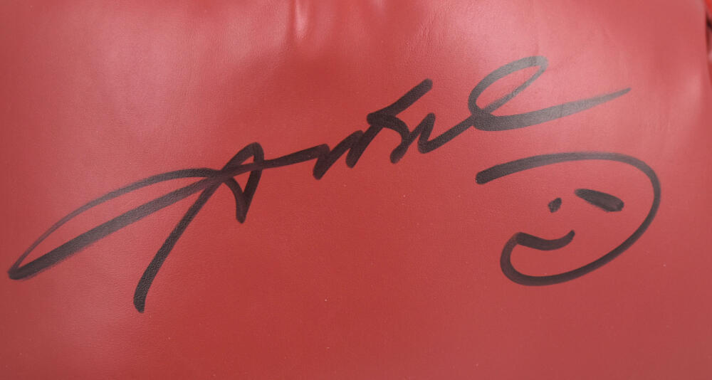 Sugar Ray Leonard Autographed Red Everlast Boxing Glove *Left - Beckett W Holo