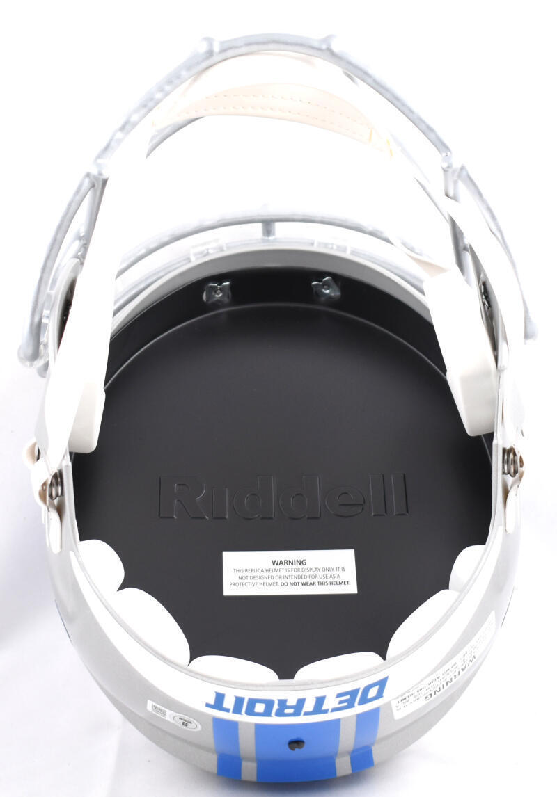 Jameson Williams Autographed Detroit Lions F/S Speed Helmet-Beckett W Hologram