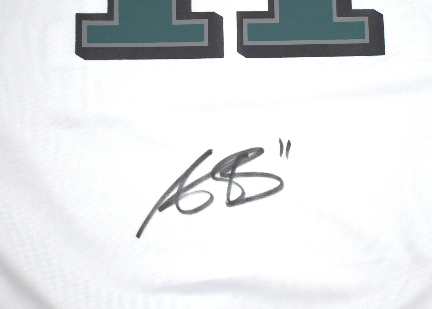 AJ Brown Signed Philadelphia Eagles White Nike Game Jersey - Beckett W Holo