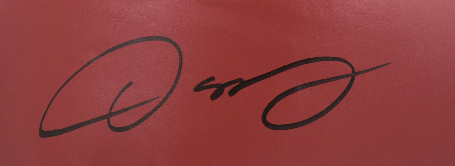 Oscar De La Hoya Autographed Red Everlast Boxing Glove- Beckett W Hologram *Left