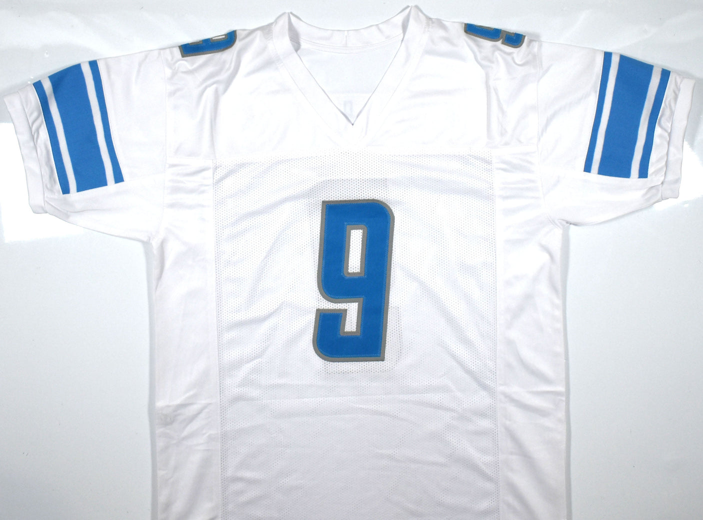 Jameson Williams Autographed White Pro Style Jersey - Beckett W Hologram *Silver