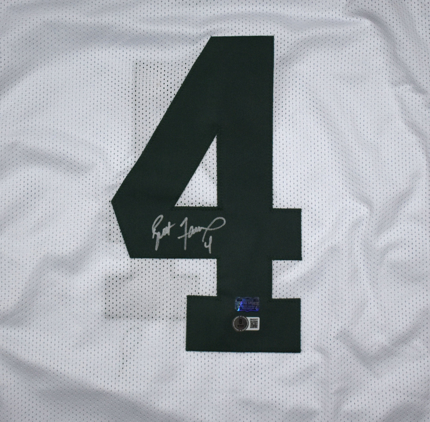 Brett Favre Autographed White Pro Style Jersey - Beckett W Hologram *Silver