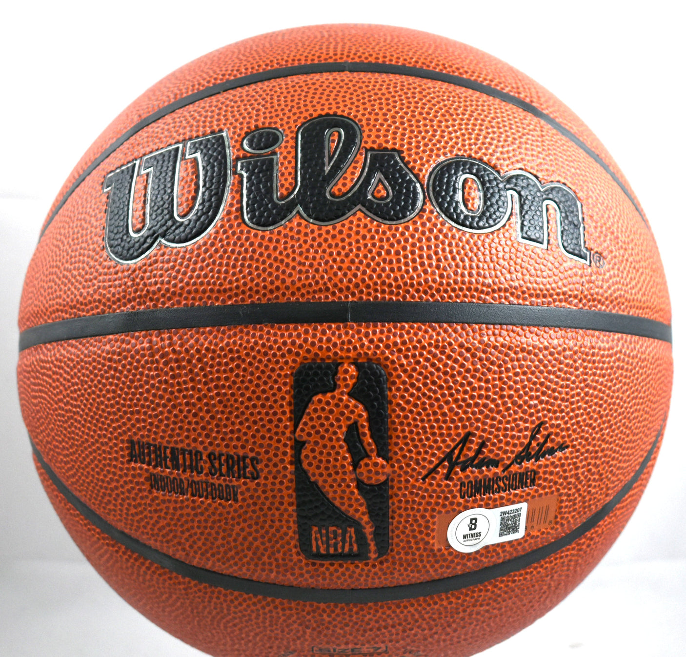 Clyde Drexler Autographed Authentic NBA Wilson Basketball - Beckett W Hologram