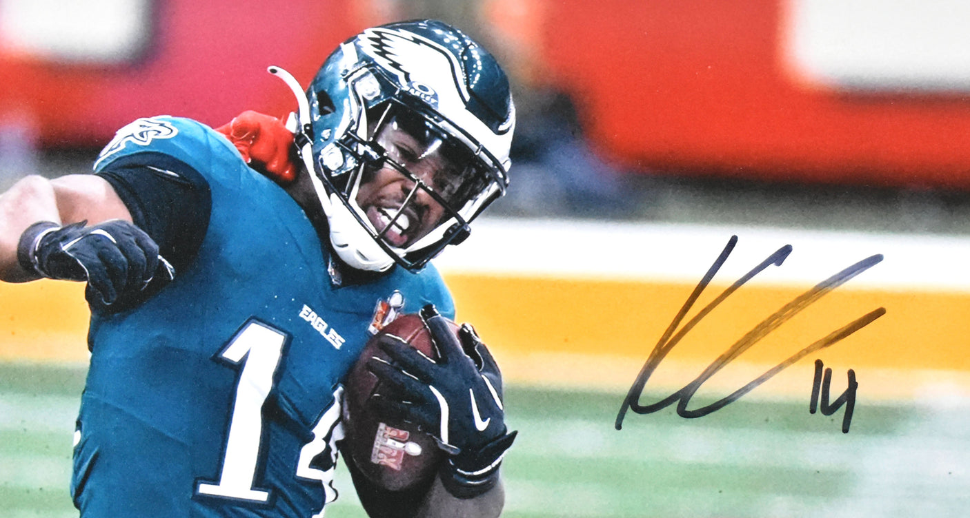 Kenneth Gainwell Autographed Eagles 16x20 Running Photo - Beckett W Hologram