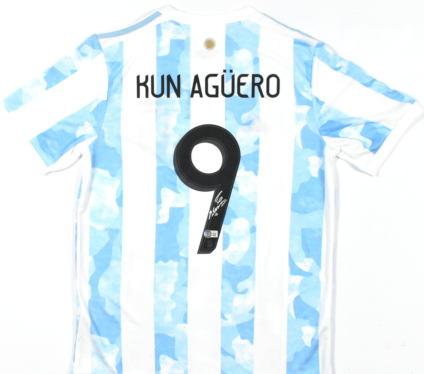 Sergio Aguero Signed Argentina FC Soccer White Jersey #9 - Beckett Hologram