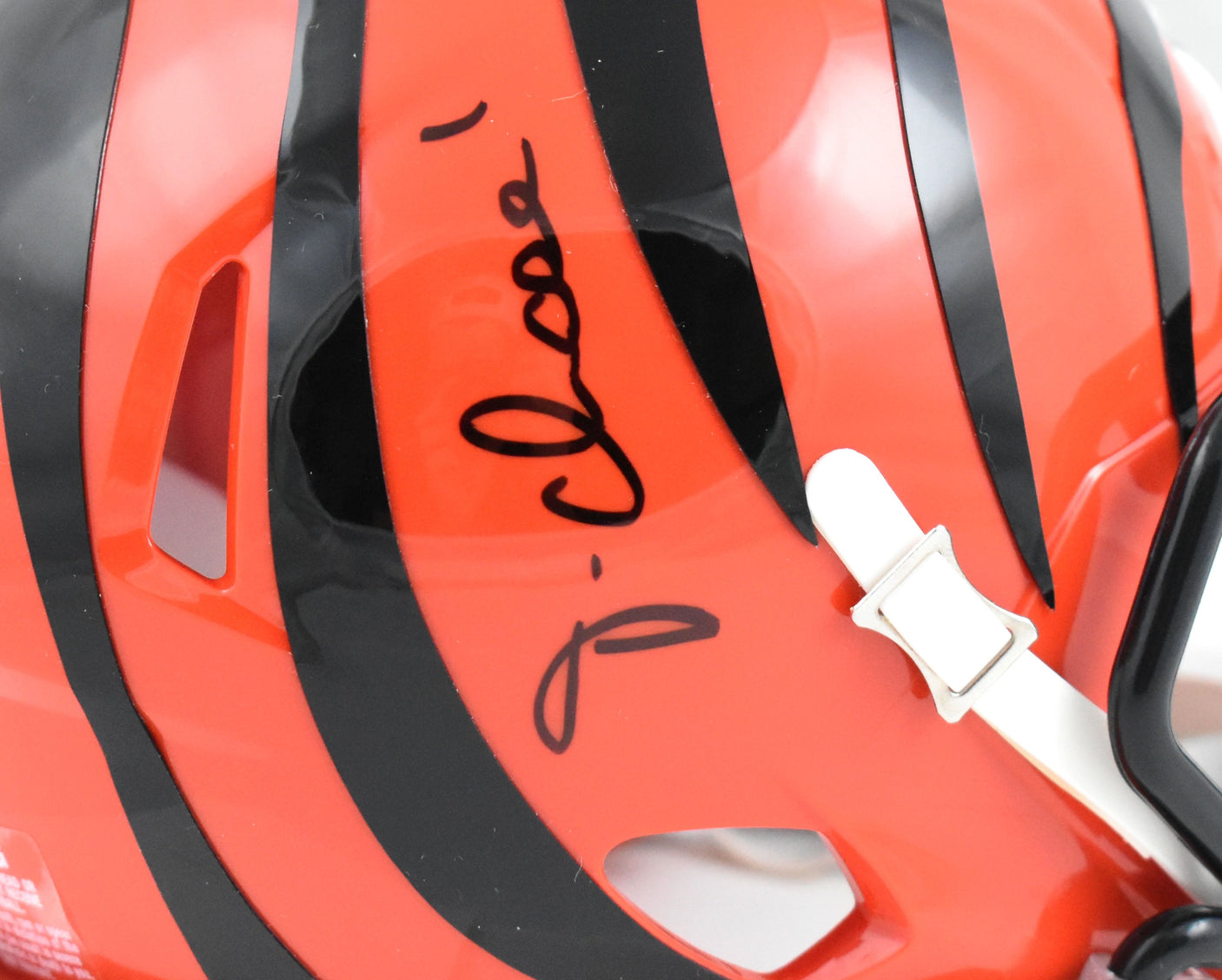 Ja'Marr Chase Autographed Cincinnati Bengals Speed Mini Helmet - Beckett W Holo