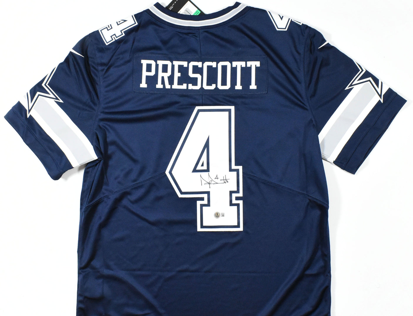 Dak Prescott Autographed Dallas Cowboys Nike Limited Vapor Jersey-Beckett W Holo