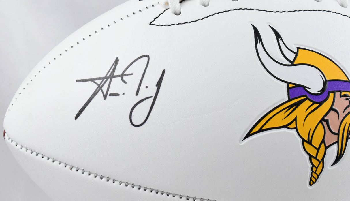 Aaron Jones Autographed Minnesota Vikings Logo Football - Beckett W Hologram