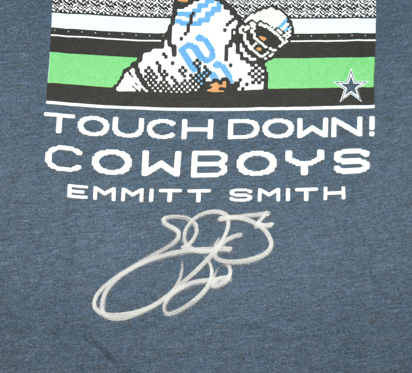 Emmitt Smith Autographed Dallas Cowboys Homage T-Shirt - Beckett W Hologram