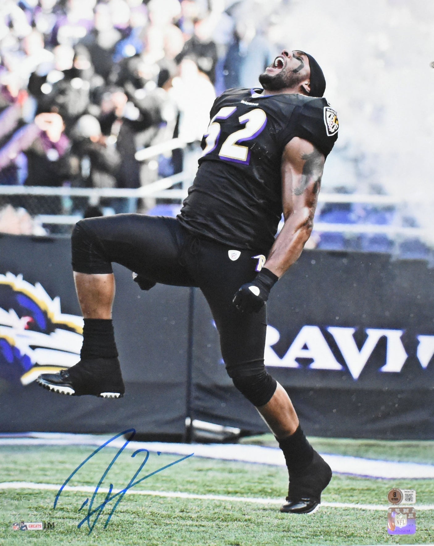 Ray Lewis Autographed Baltimore Ravens 16x20 Yell Photo - Beckett W Hologram