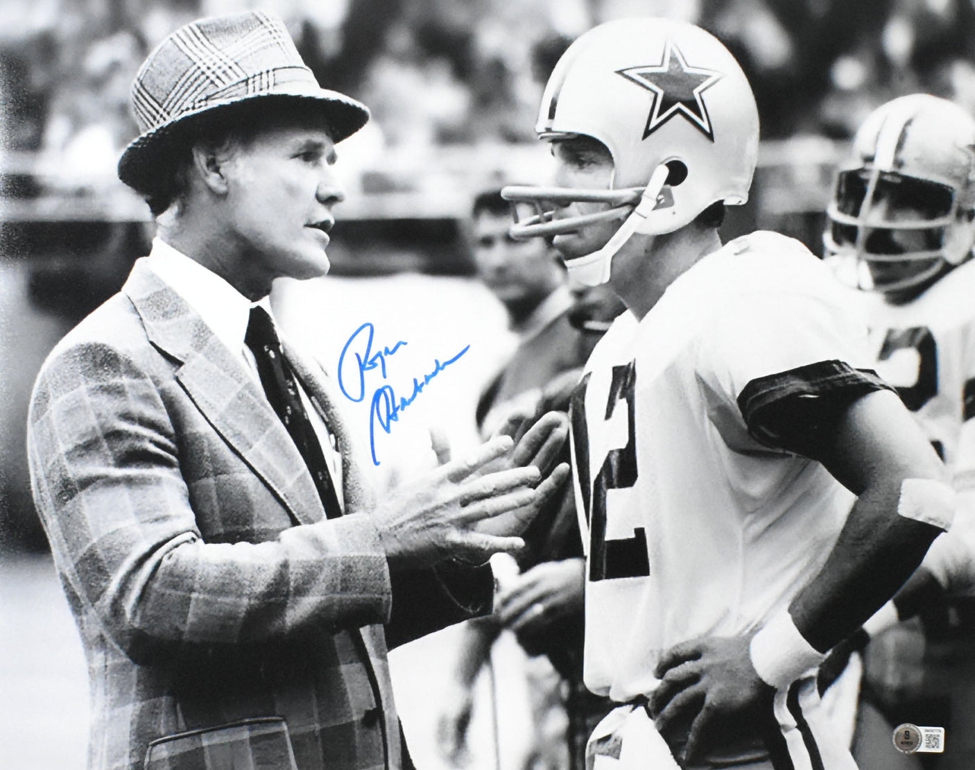 Roger Staubach Autographed Dallas Cowboys 16x20 w/Landry Photo - Beckett W Holo