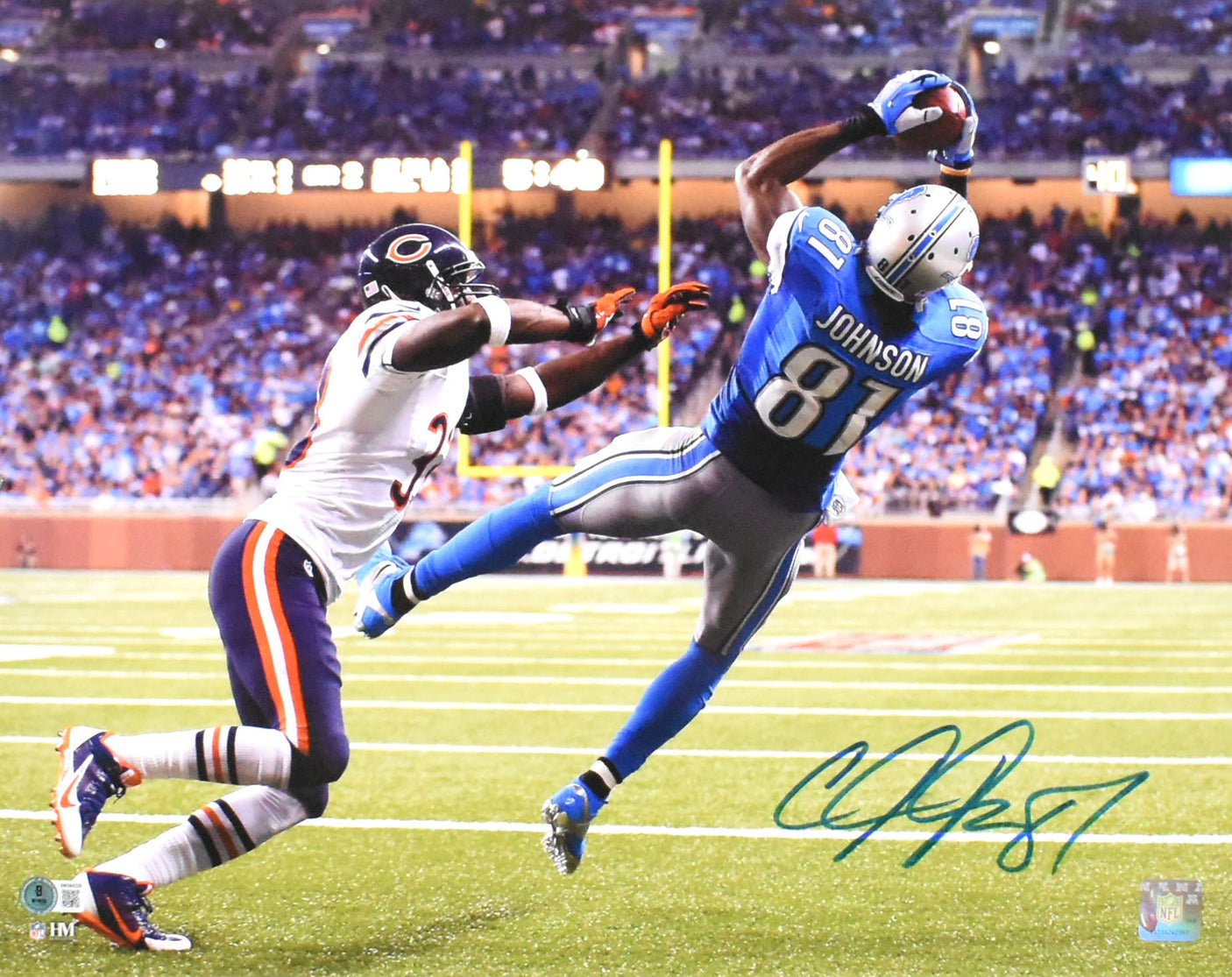 Calvin Johnson Autographed Detroit Lions 16x20 Catch Photo - Beckett W Hologram