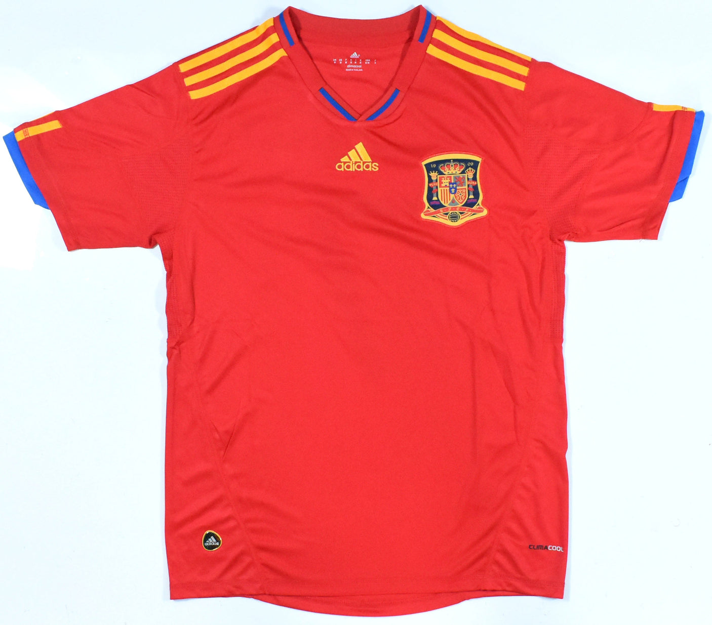 David Villa Autographed Spain Home Soccer Jersey #7 - Beckett W Hologram *M