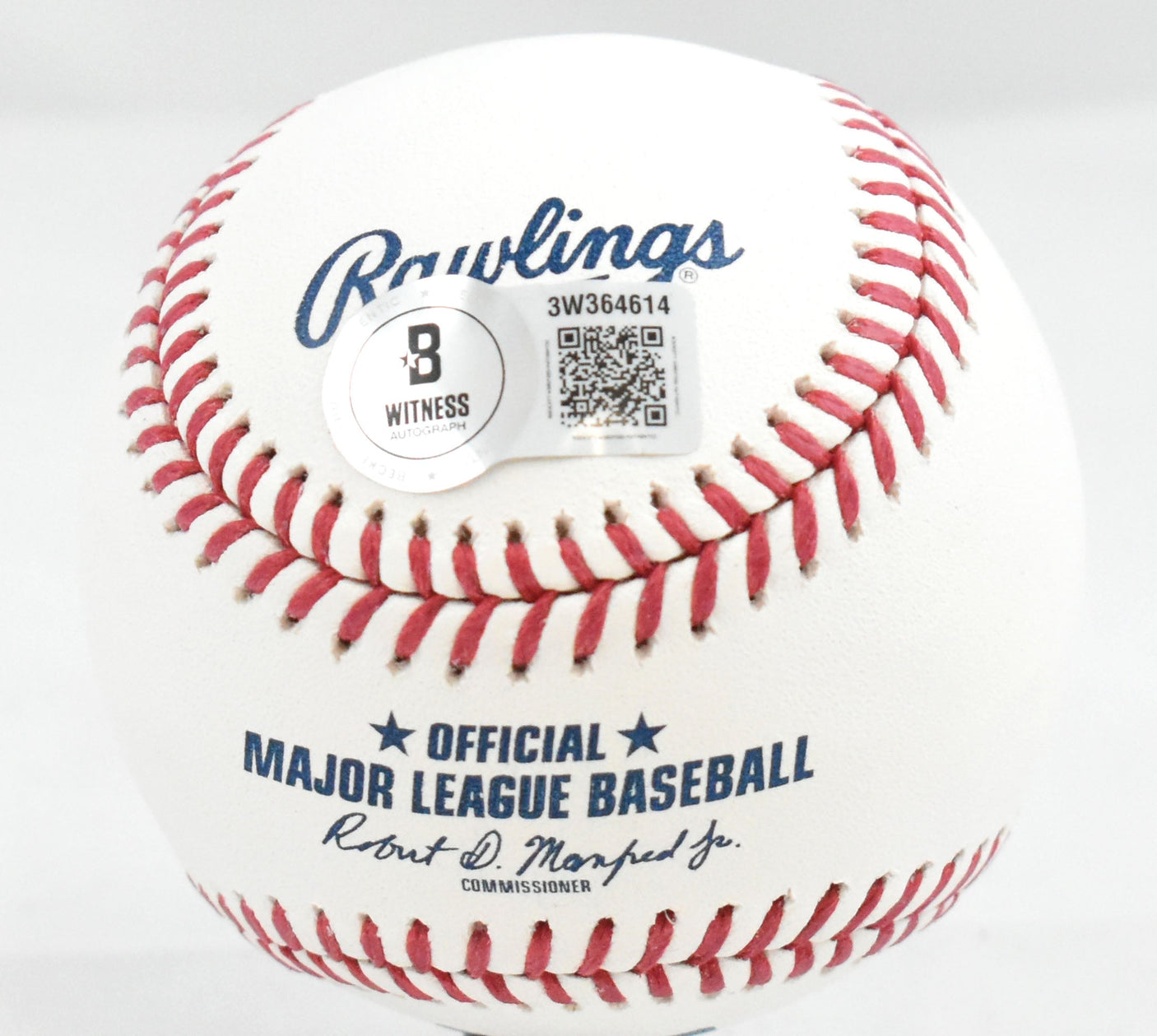 Edgar Martinez Autographed Rawlings OML Baseball - Beckett W Hologram *Blue