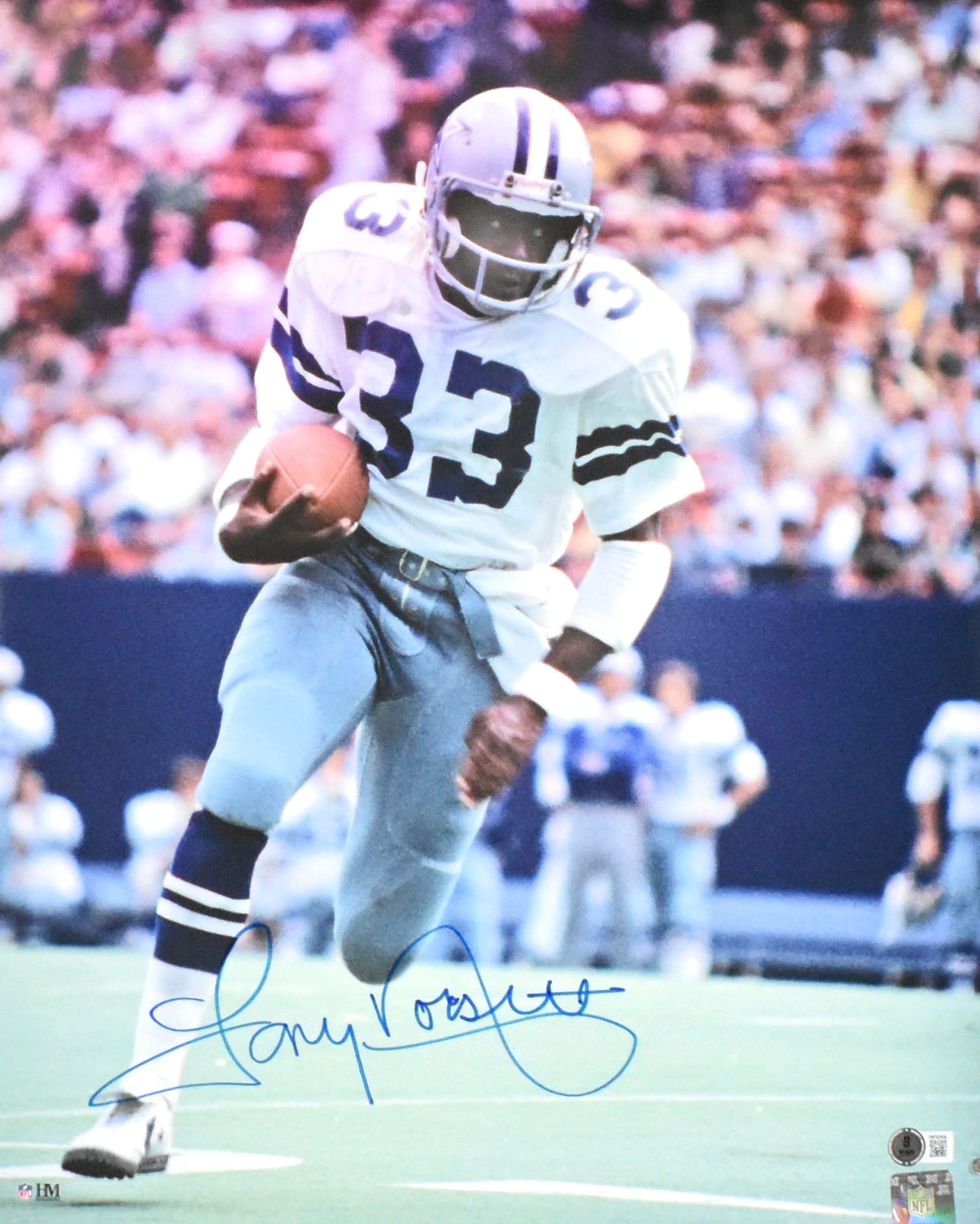Tony Dorsett Autographed Dallas Cowboys 16x20 Running Photo - Beckett W Hologram
