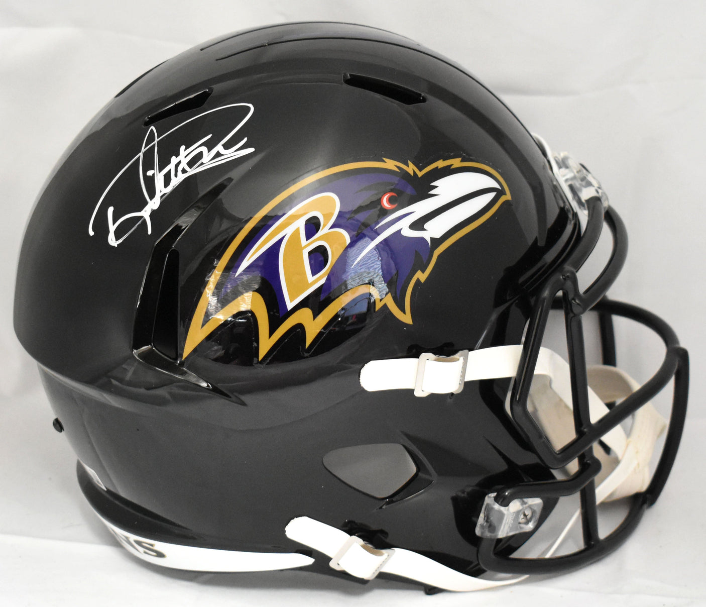 Derrick Henry Autographed Baltimore Ravens F/S Speed Helmet - Beckett W Hologram