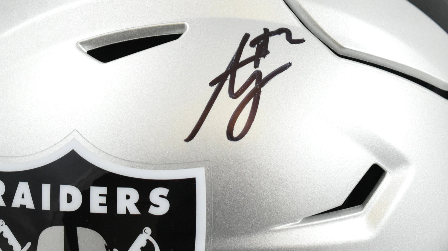 Ashton Jeanty Autographed Raiders Mid-Size Speedflex Helmet - Beckett W Hologram