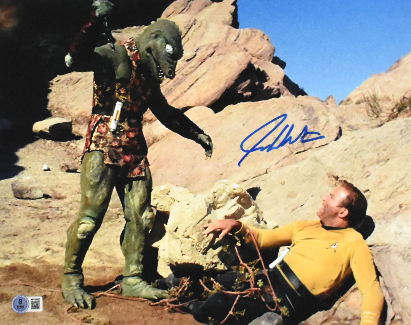 William Shatner Autographed Star Trek 11x14 Monster Photo - Beckett W Hologram