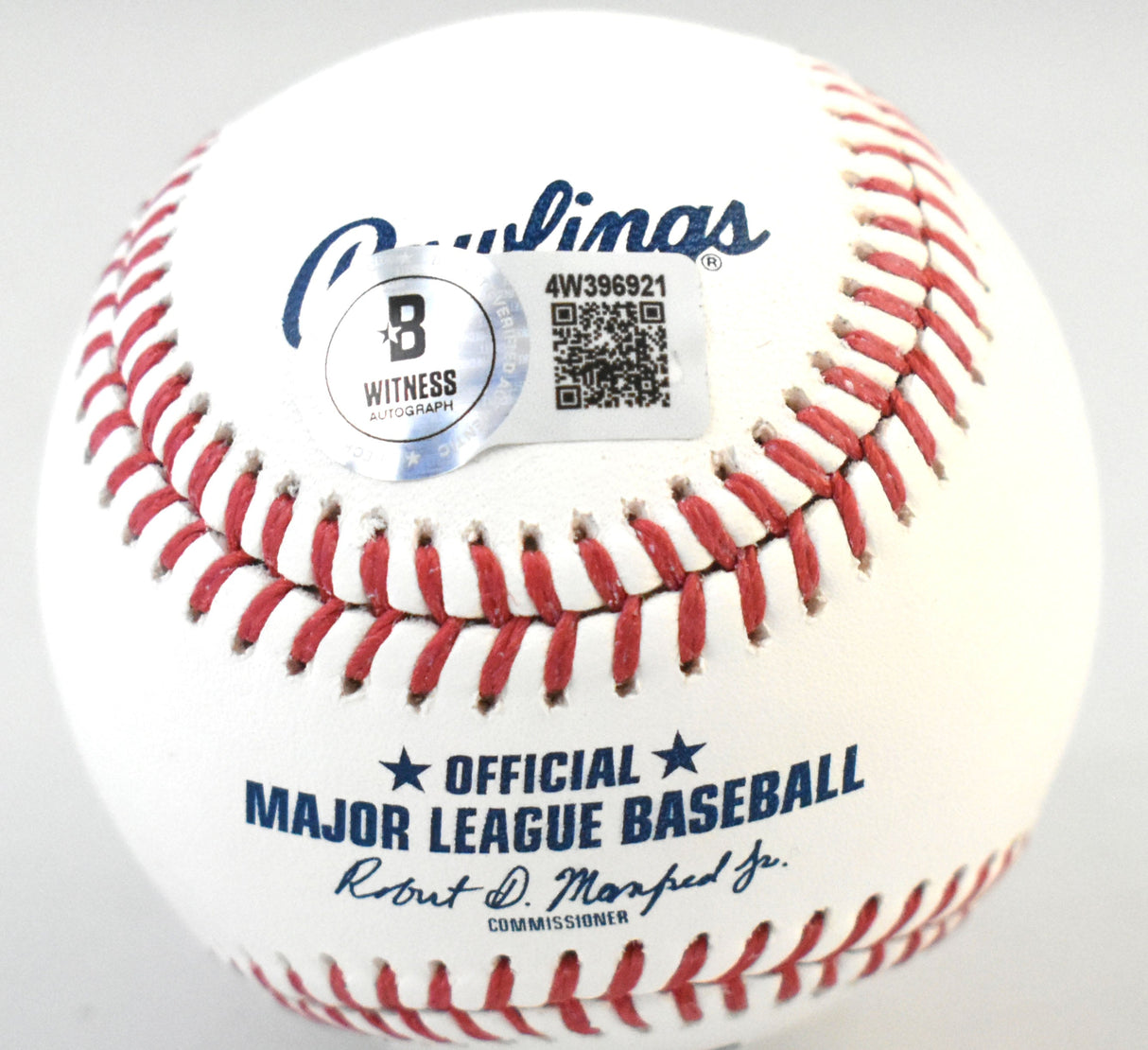 Bucky Dent Autographed Rawlings OML Baseball "F-N" - Beckett W Hologram *Blue
