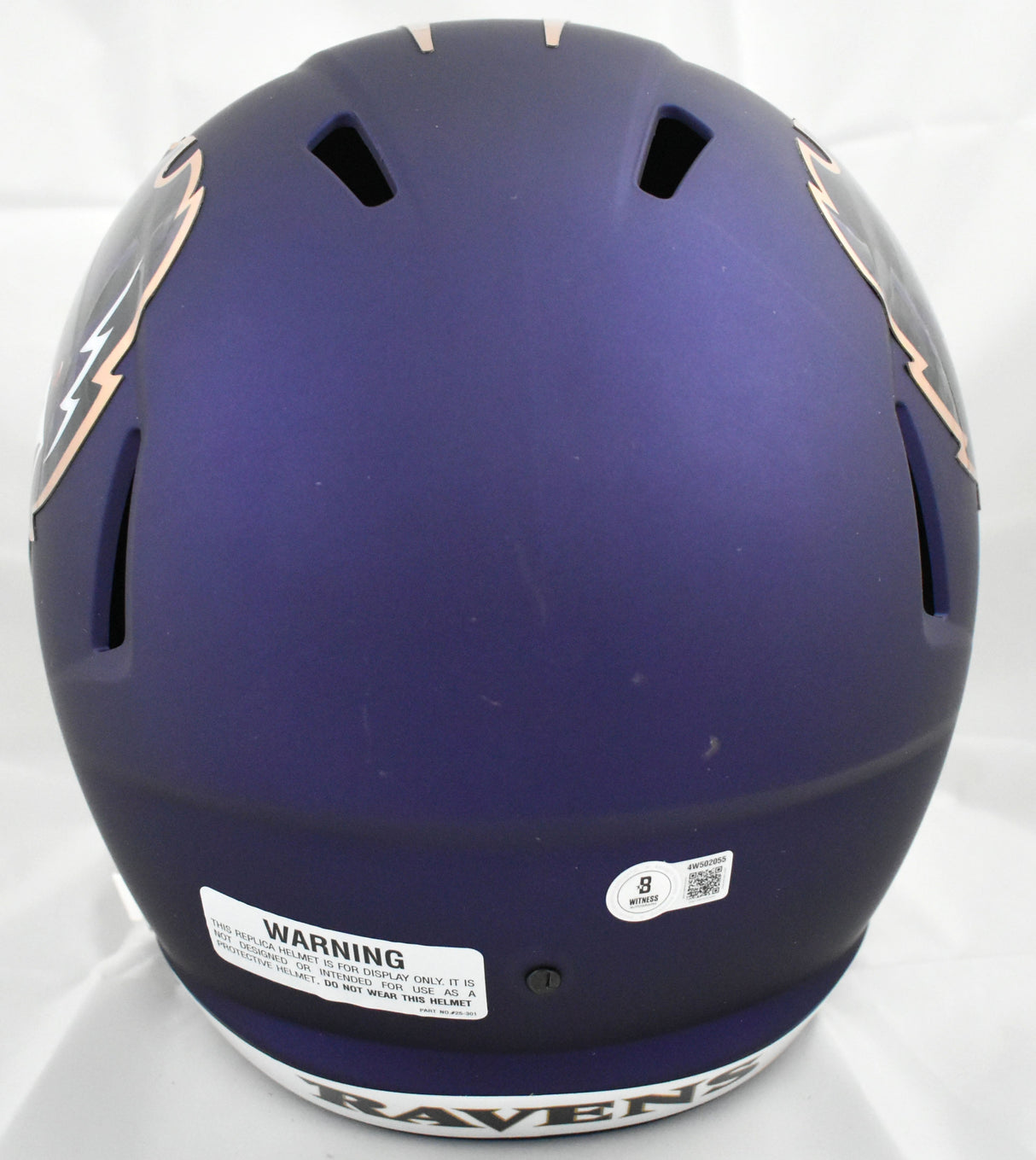 Derrick Henry Signed Baltimore Ravens F/S Alt 24 Speed Helmet - Beckett W Holo